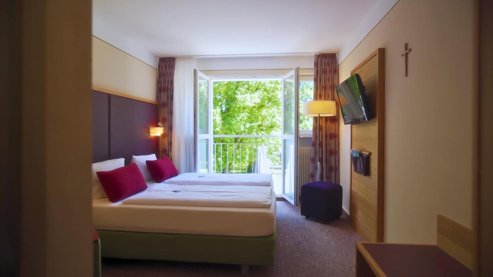 Hotel Raphael Im Allgaeu Kempten Exteriör bild